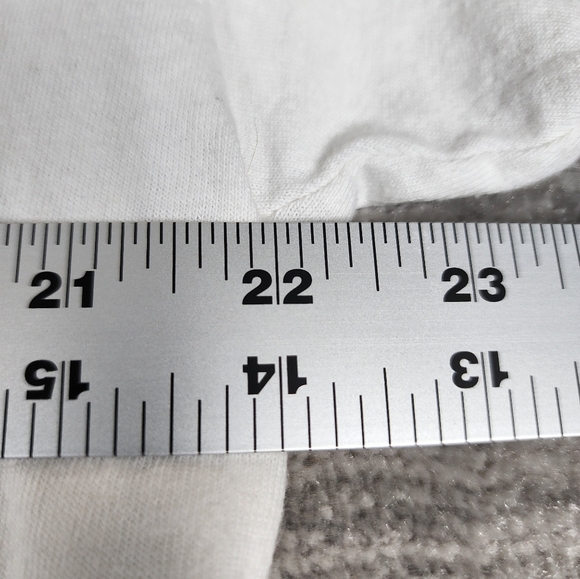 Captain Morgan Sexy Babe T-shirt! - Picture 4 of 6